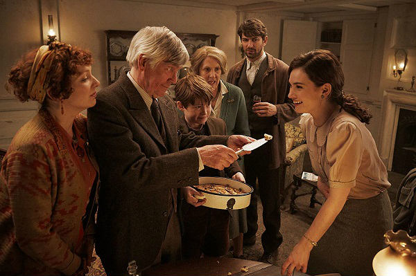 O filme da Sociedade Literária e a Torta de Casca de Batata